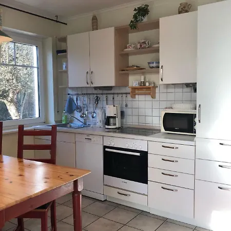 Darsser Weg _strandkoerbchen_zings Appartement Zingst